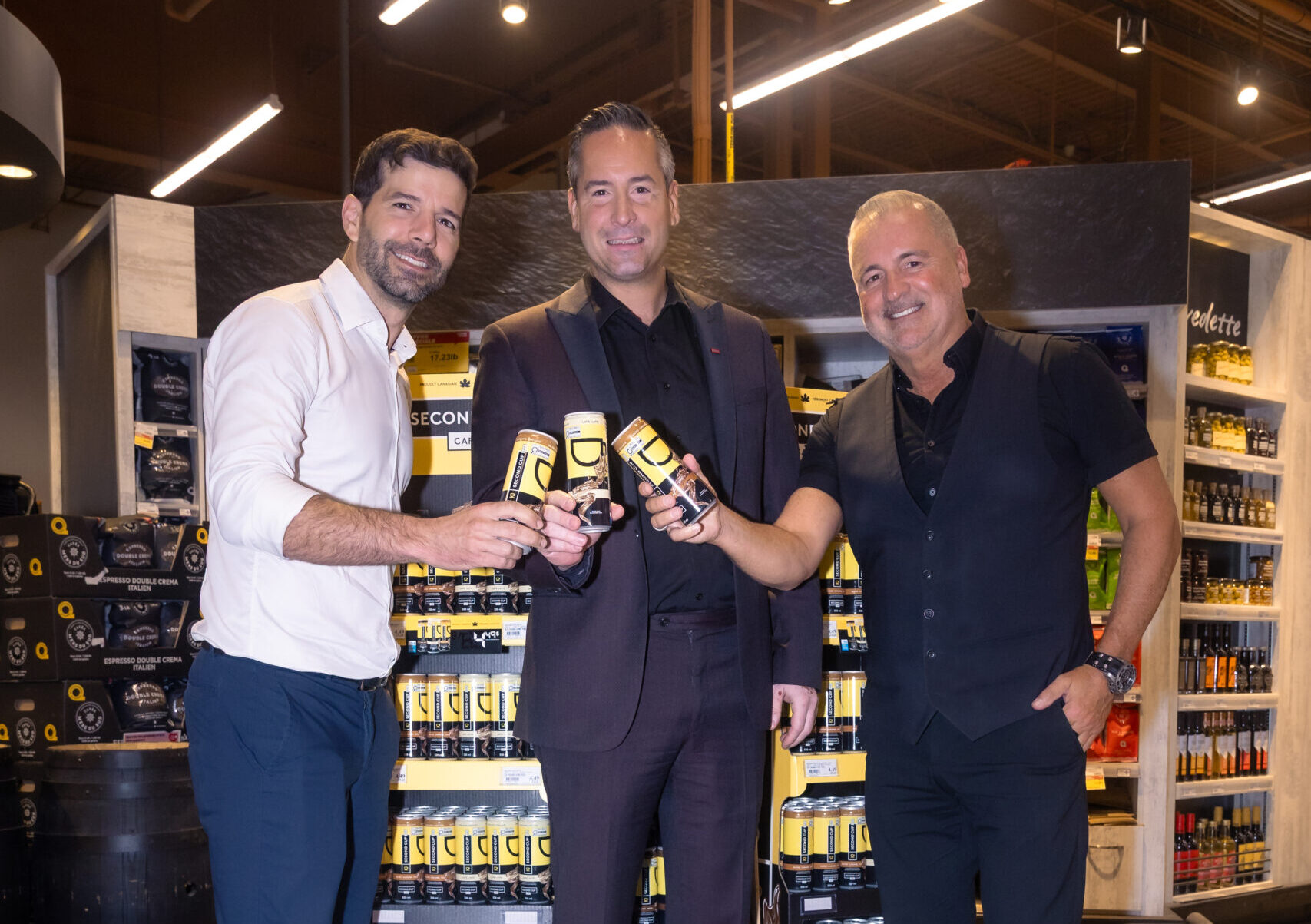 Retouche 20251007 SecondCup Can Launch 11 1 scaled e1759932029616